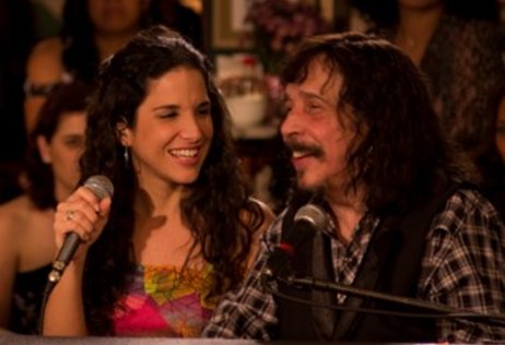 Benito di Paula e Verônica Ferriani no Samba da Gamboa, em imagem de divulgação de 2012.